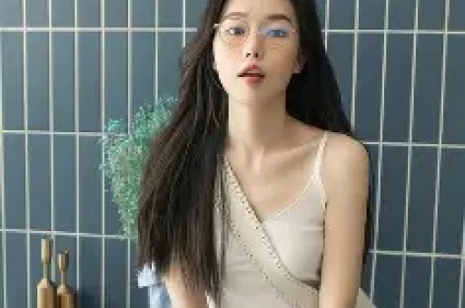 从洗头妹到9亿富婆被称为沪上最强捞女一手烂牌打出了王炸