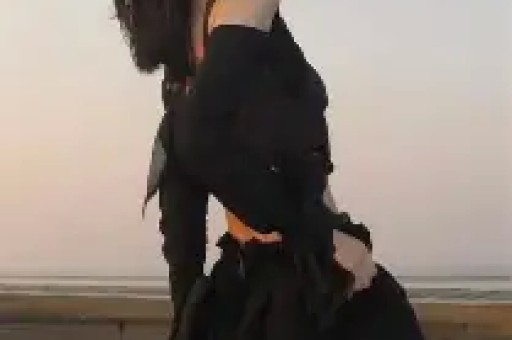 胡言乱语的嘎子成了2026互联网最大乐子